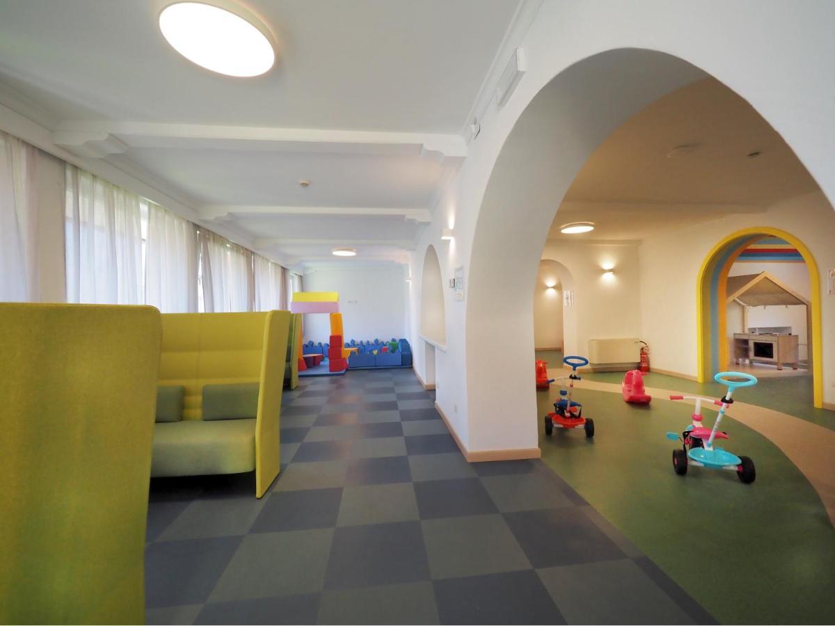 Hotel Europa Molveno Extérieur photo