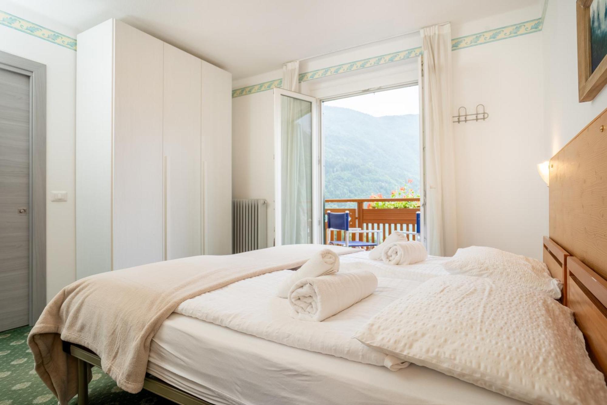 Hotel Europa Molveno Extérieur photo
