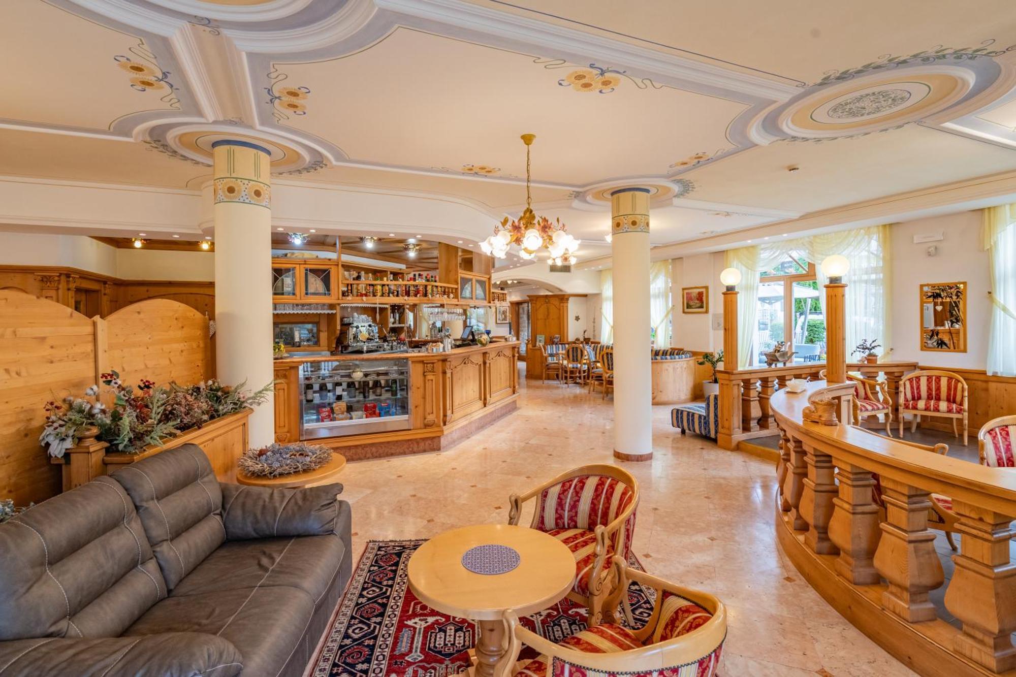 Hotel Europa Molveno Extérieur photo